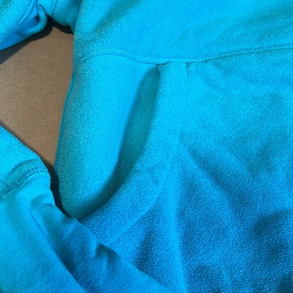 Girl’s Ivivva pull over sweatshirt size 12
Made by Lululemon - Picture 2 of 6